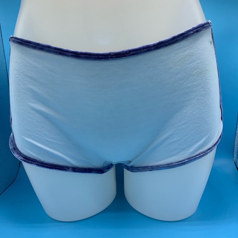 Shortie panties